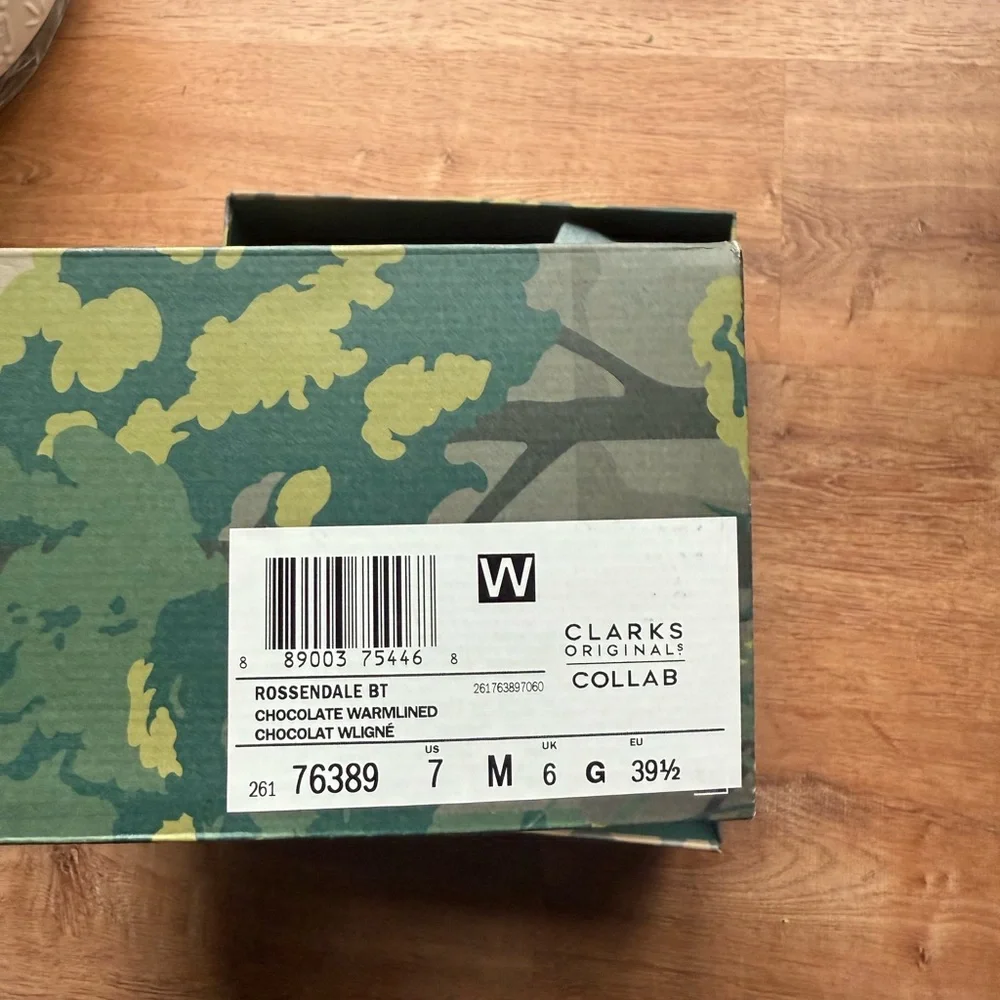 Kith Ronnie Fieg Clarks Men's Brown Suede Chukka Boots